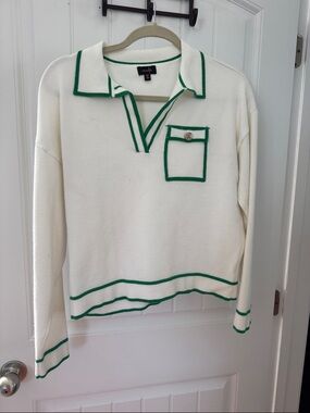 Cream Long-Sleeve Knit Top with Green Trim